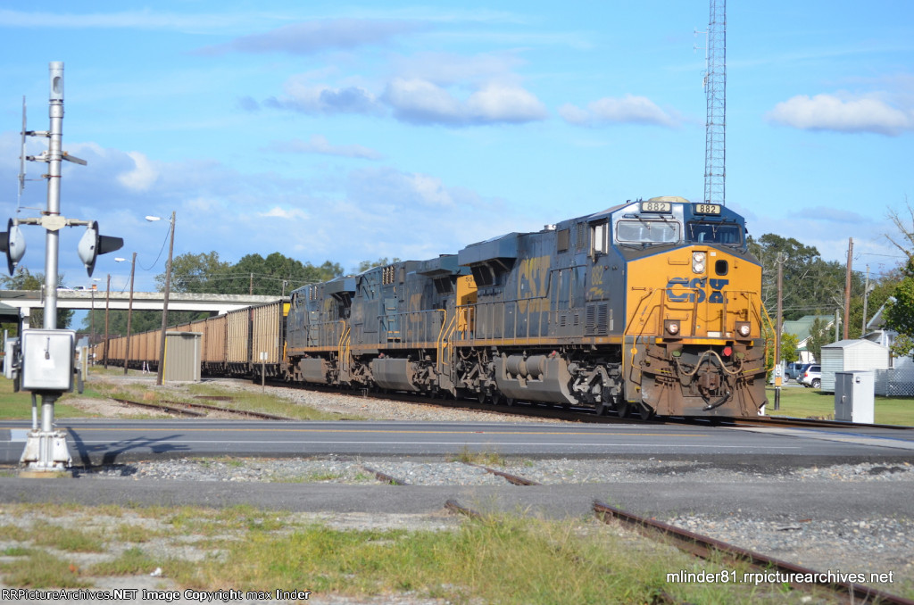 CSX 882